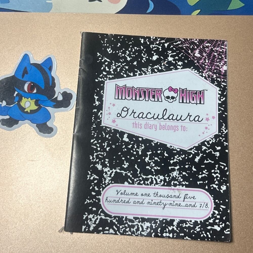Monster High Draculaura Basic Diary Journal Booklet Mattel 2010